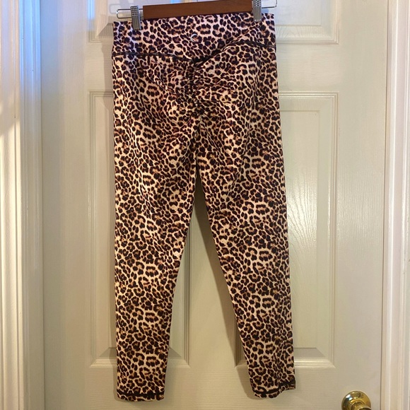 ZYIA ACTIVE Workout Wear Cinched Booty Leggings Pants - Picture 5 of 10